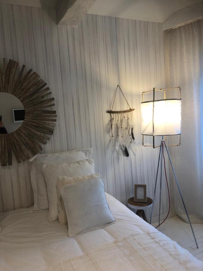 Spa Campagne Design Thaire Exterior photo