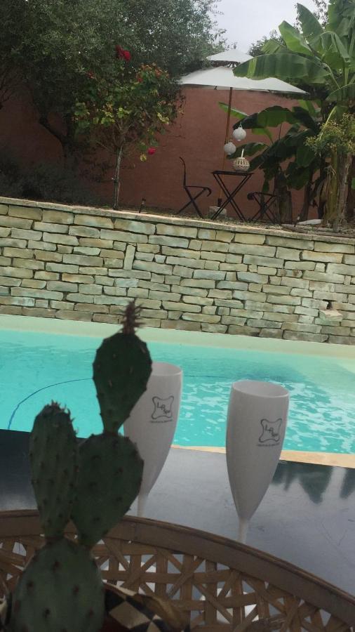Spa Campagne Design Thaire Exterior photo